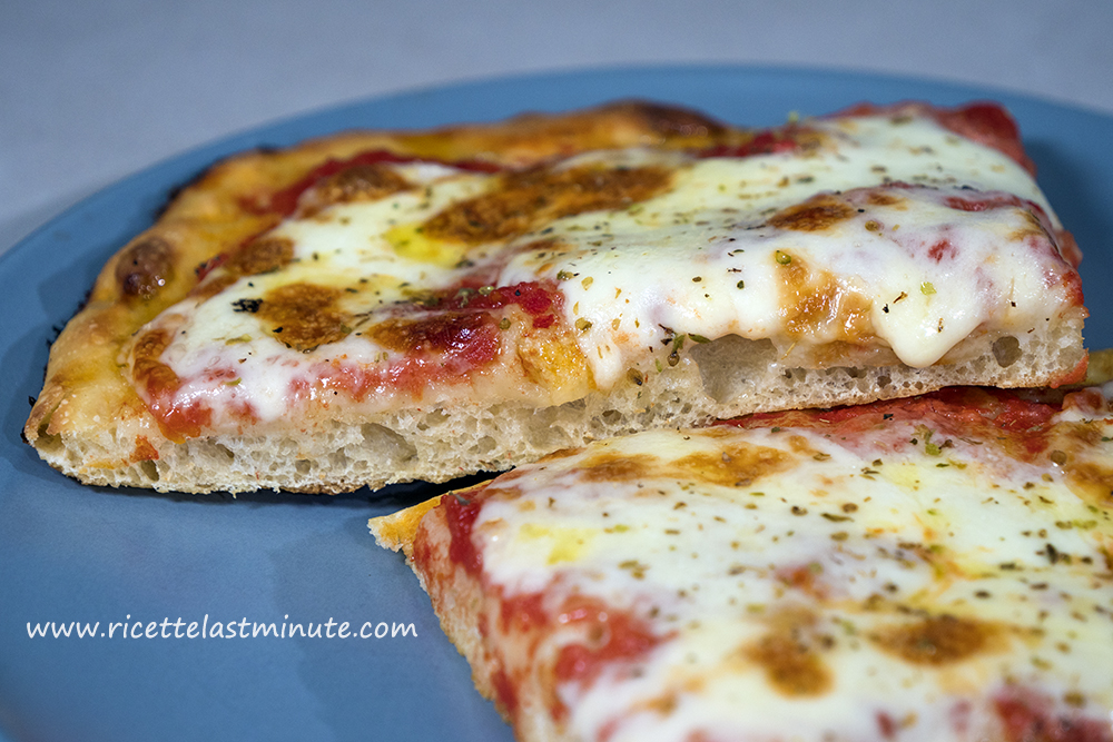 Italian pizza dough - 6 hours of leavening