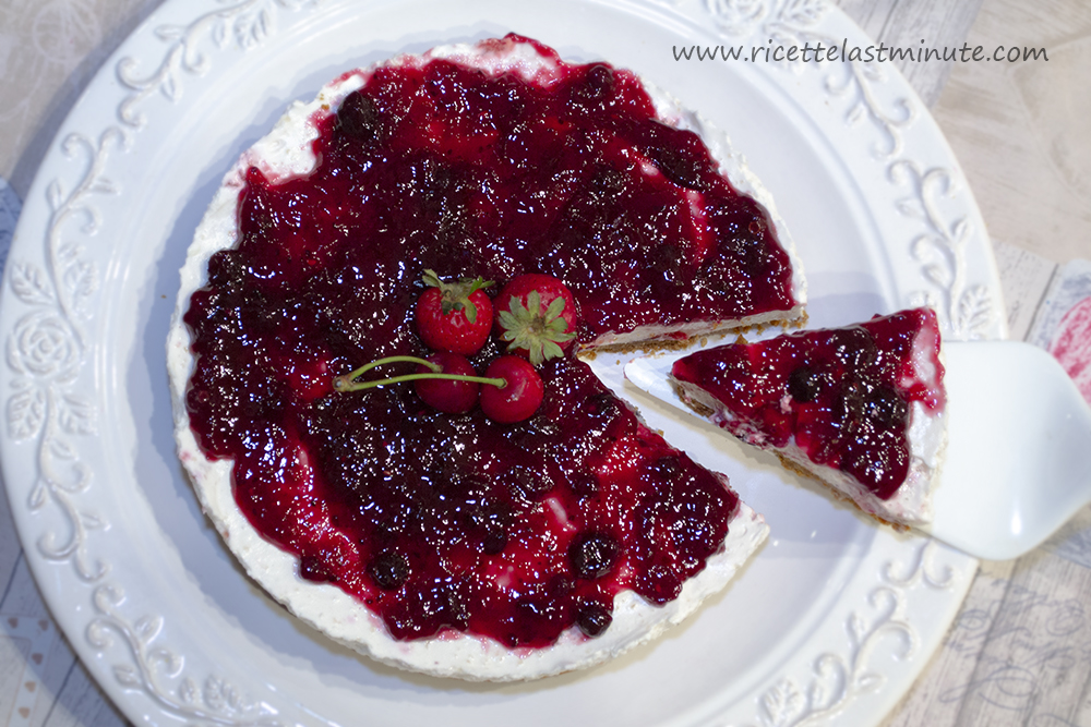 Quick berry cheesecake photo