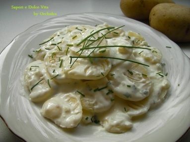 Ricetta delle kartoffelsalat - insalata delicata di patate