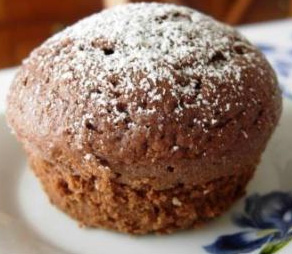 Ricetta dei muffin al cioccolato dal cuore morbido