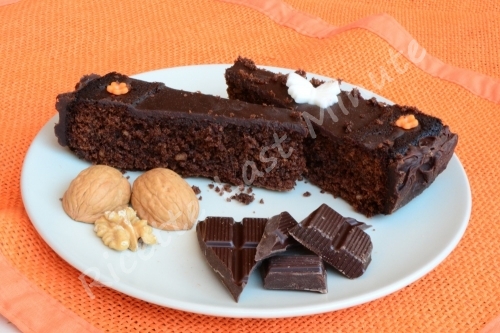 Ricetta della torta cioccolato e noci