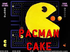torta in pasta di zucchero a forma di Pacman